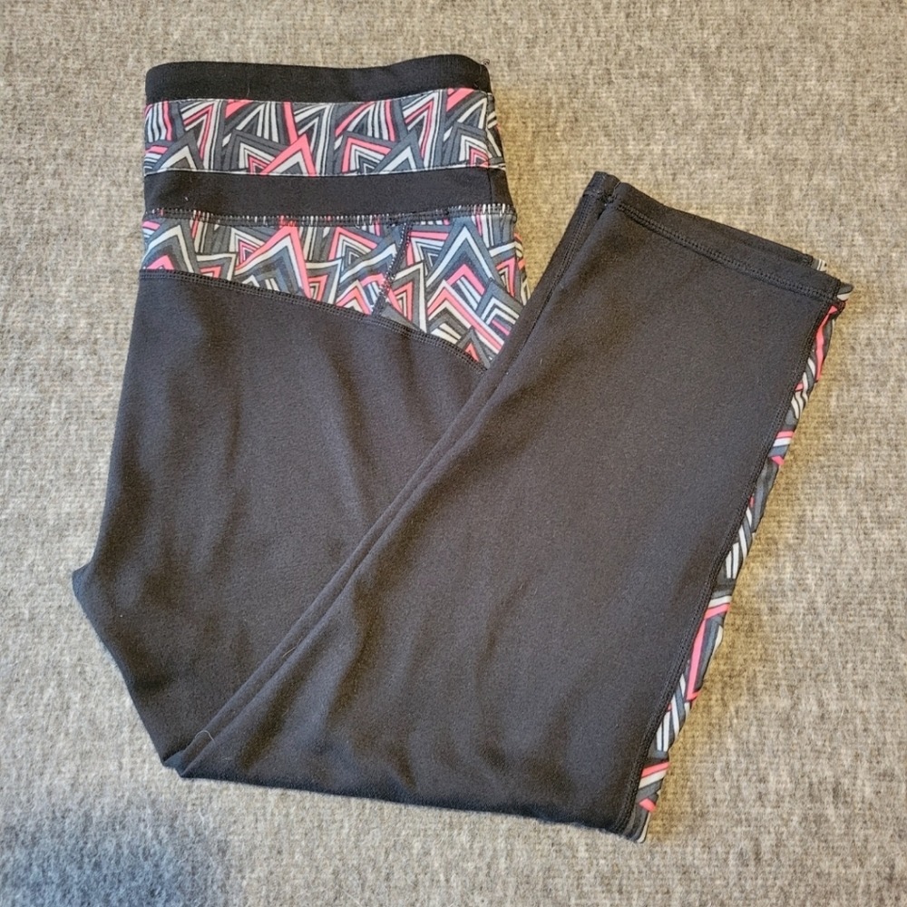 Fabletics Camacan Capri Legging